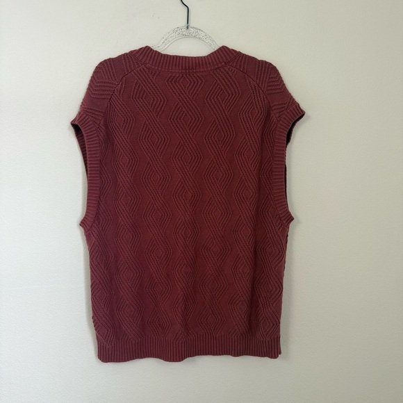 Abercrombie & Fitch Oversized Men's Red and Burgundy Vest Knit Size M - Picture 2 of 7